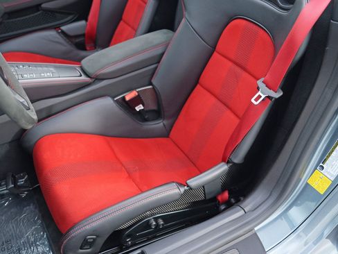 Used 2024 Porsche 718 Boxster Spyder RS w/ Light Design Package image 86