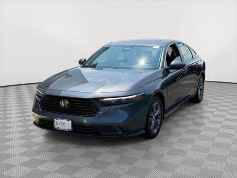 Used 2024 Honda Accord EX image 3