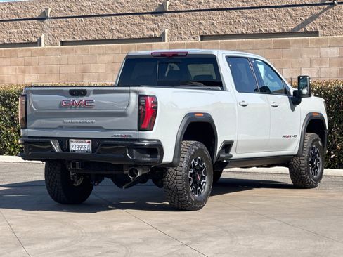 Certified 2025 GMC Sierra 2500 AT4X image 4