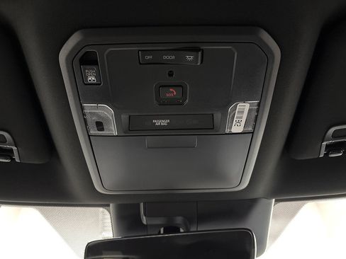 New 2026 Toyota Tundra Limited AWD/4WD image 14