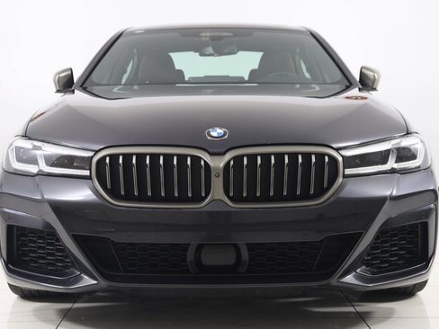 Used 2023 BMW M550i xDrive image 70