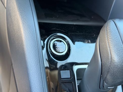 New 2025 Nissan Versa SV image 24