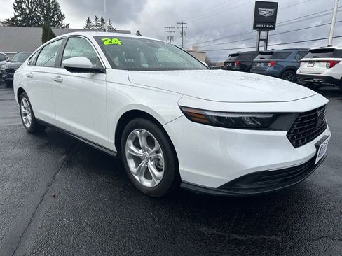 Used 2024 Honda Accord LX image 9
