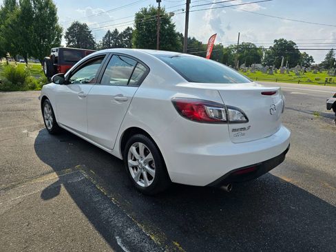 Used 2010 MAZDA MAZDA3 i Touring image 5