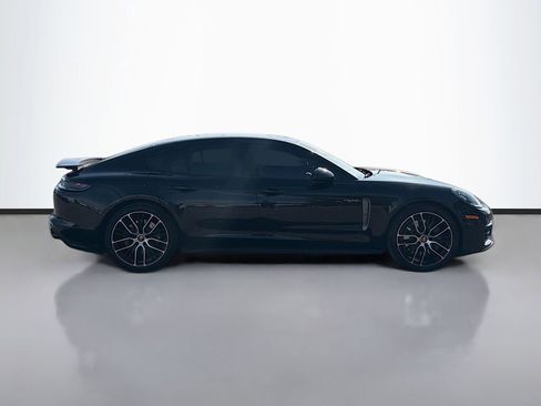 Used 2023 Porsche Panamera 4 Platinum Edition image 4