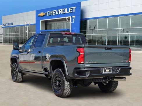 New 2026 Chevrolet Silverado 2500 ZR2 image 4