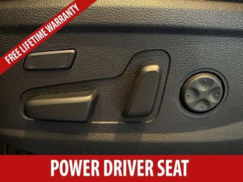 Used 2023 Kia Telluride AWD image 7