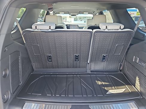 New 2025 Chevrolet Tahoe Premier image 28