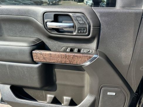 Used 2022 GMC Sierra 3500 Denali image 22