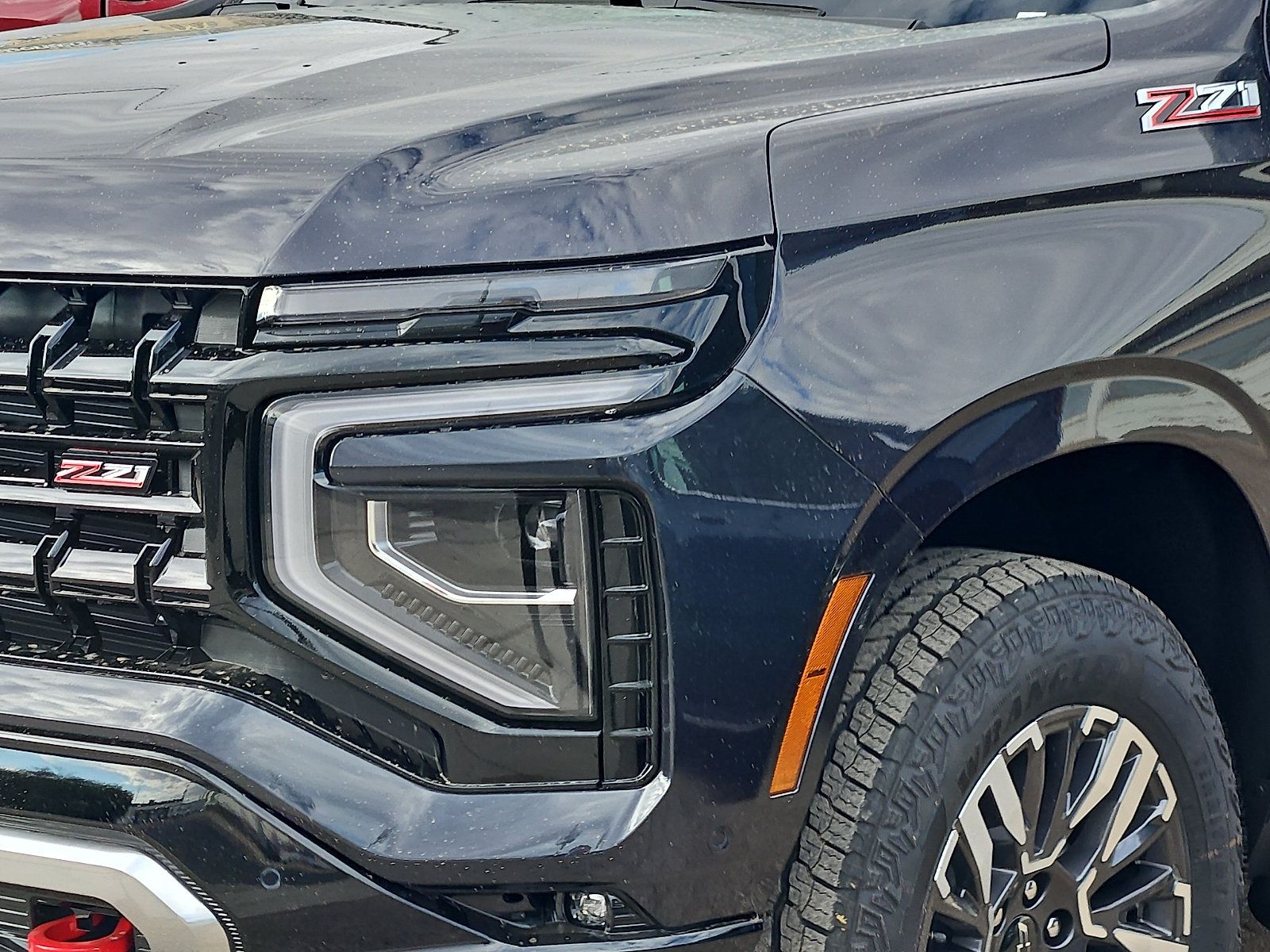New 2026 Chevrolet Tahoe Z71 w/ Comfort Package AWD/4WD image 3