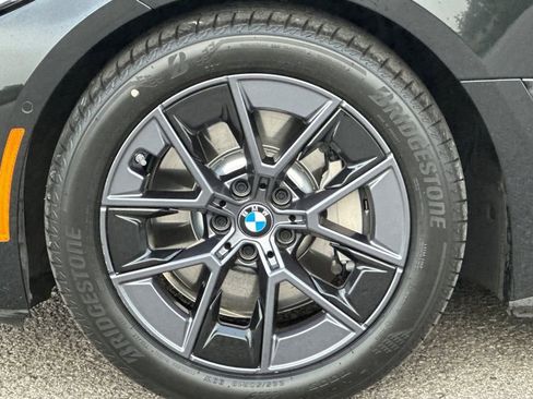 Used 2023 BMW i4 eDrive40 image 31