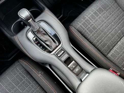 Used 2025 Honda HR-V Sport image 14