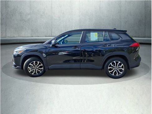 Certified 2023 Toyota Corolla Cross S image 5