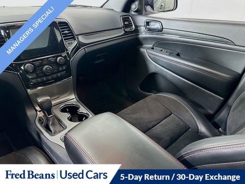 Used 2021 Jeep Grand Cherokee Trailhawk image 25