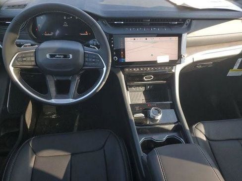 New 2026 Jeep Grand Cherokee L Limited AWD/4WD image 14