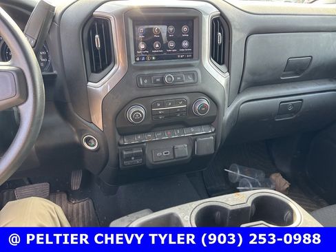 Used 2025 Chevrolet Silverado 2500 Custom w/ Custom Value Package image 15