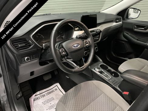 Used 2022 Ford Escape SE w/ Convenience Package image 9