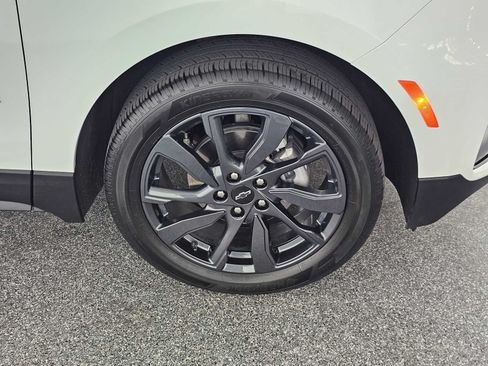 Used 2024 Chevrolet Equinox RS w/ RS Leather Package FWD image 9