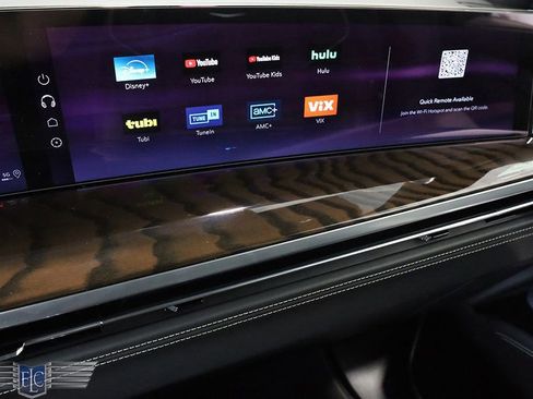 Used 2025 Cadillac Escalade Sport Platinum w/ LPO, ONYX Package image 38