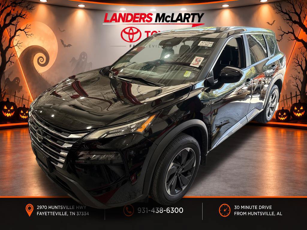 Used 2024 Nissan Rogue SV FWD image 1