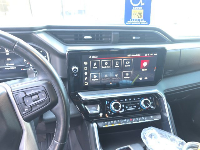 Used 2023 GMC Sierra 1500 Denali w/ Denali Reserve Package AWD/4WD image 5