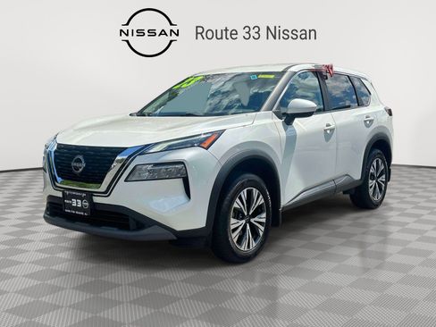 Used 2023 Nissan Rogue SV AWD/4WD image 2