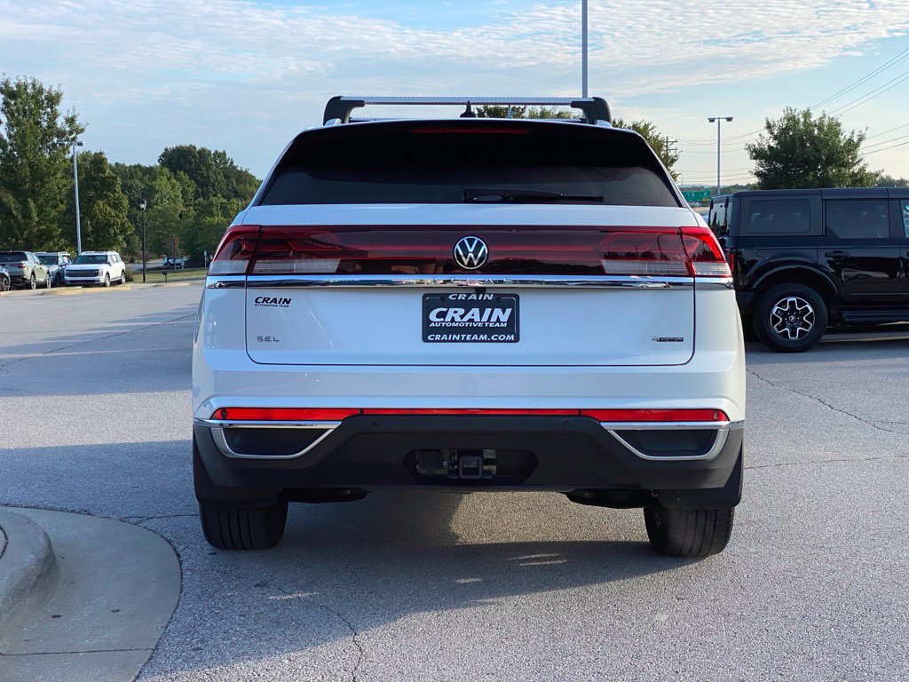 Used 2026 Volkswagen Atlas Cross Sport SEL AWD/4WD image 6