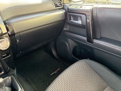 Used 2024 Toyota 4Runner TRD Off-Road image 30