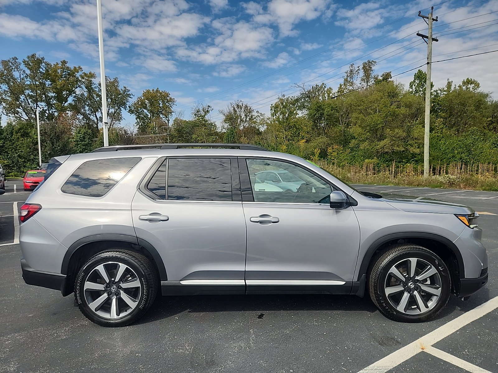 Used 2025 Honda Pilot Elite image 9