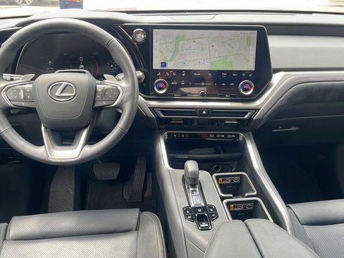 Used 2025 Lexus TX 350 AWD w/ Technology Package image 12