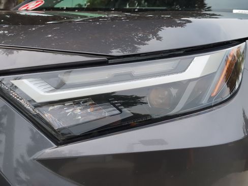 Certified 2024 Toyota RAV4 XLE w/ Convenience Package FWD image 6
