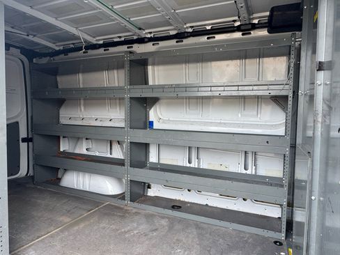 Used 2014 Mercedes-Benz Sprinter 2500 image 30