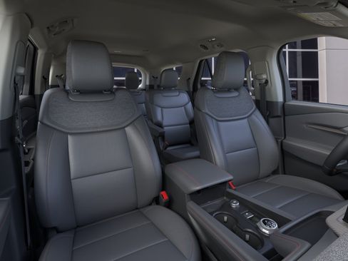 New 2026 Ford Explorer Active w/ Active Comfort Package RWD image 10