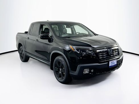 Used 2020 Honda Ridgeline Black Edition image 3