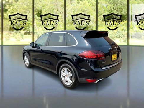 Used 2014 Porsche Cayenne S w/ Comfort Plus Package image 7