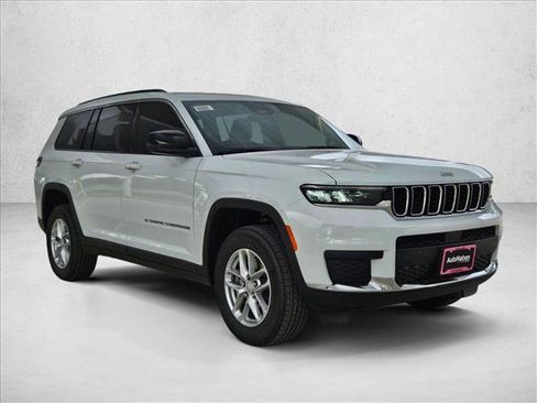 New 2026 Jeep Grand Cherokee L Laredo RWD image 7