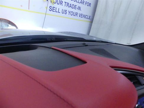 Used 2018 Chevrolet Corvette Stingray Coupe image 26