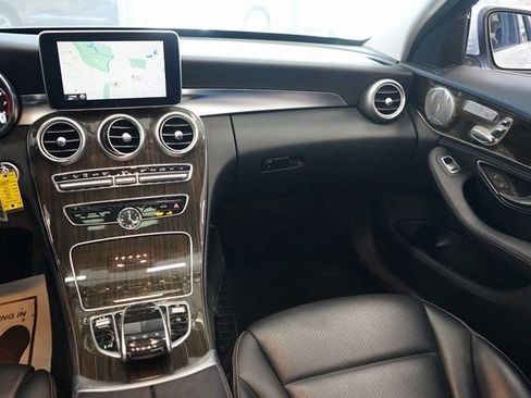 Used 2016 Mercedes-Benz C 300 4MATIC Sedan image 13