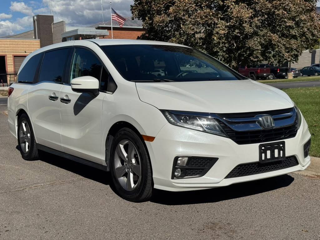 Used 2020 Honda Odyssey EX image 1