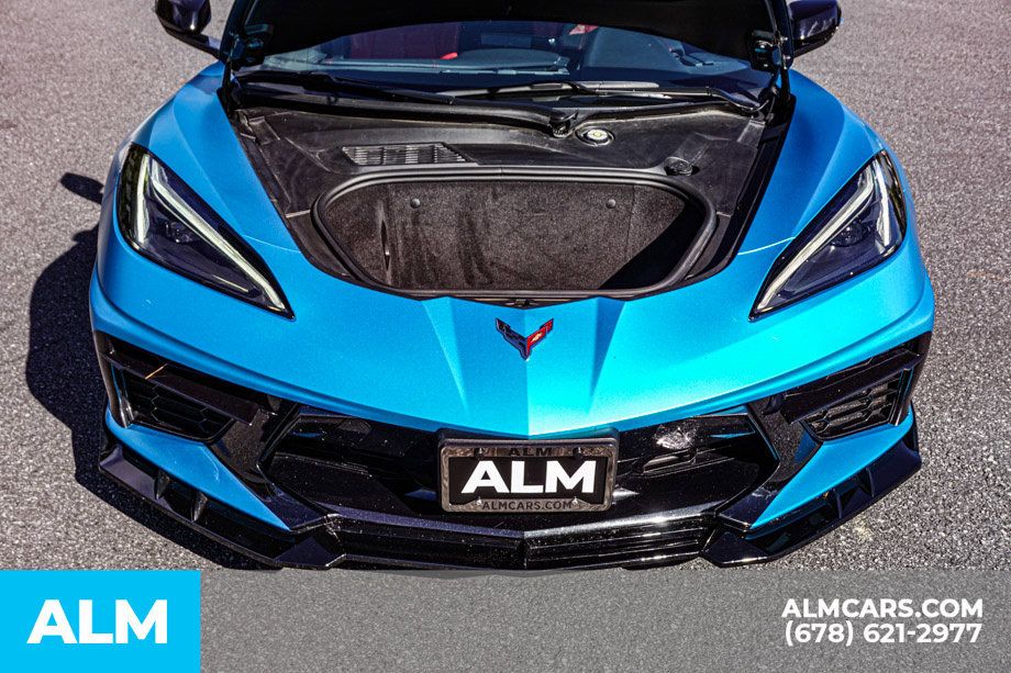 Used 2021 Chevrolet Corvette Stingray Coupe w/ Engine Appearance Package RWD image 14