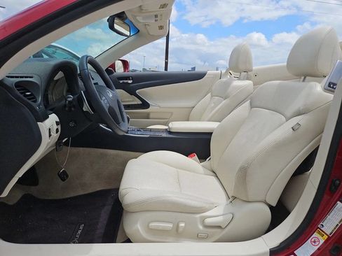 Used 2010 Lexus IS 250C RWD image 8