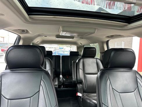 Used 2013 GMC Yukon XL Denali RWD image 28