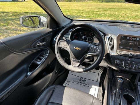 Used 2016 Chevrolet Malibu LT w/ Leather Package image 13