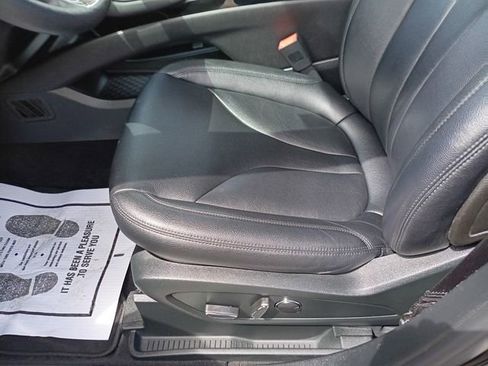 Used 2022 Lincoln Nautilus AWD image 15