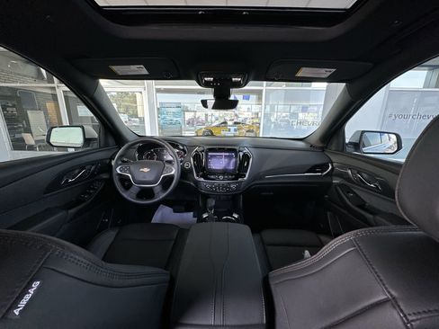 Used 2023 Chevrolet Traverse High Country w/ LPO, 'HIT The Road' Package FWD image 21