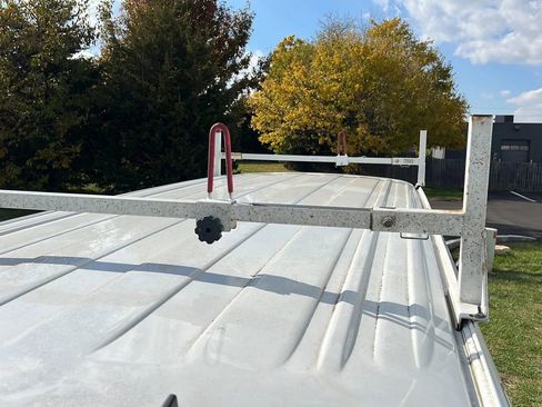 Used 2022 Chevrolet Express 2500 w/ Driver Convenience Package image 8