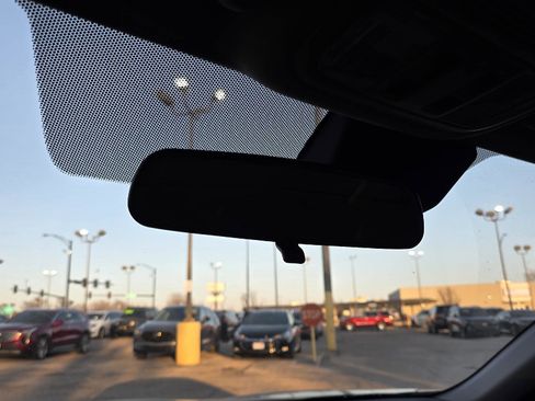 Used 2018 Honda Accord EX image 24