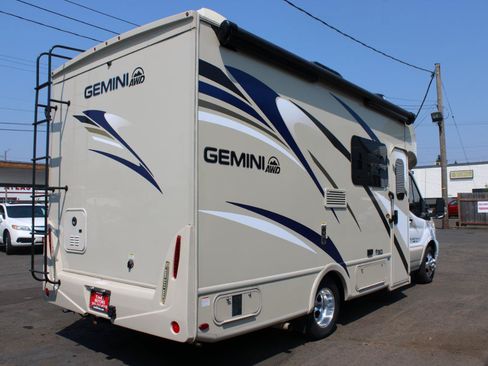 Used 2020 Ford Transit 350 138 Low Roof DRW AWD w/ Motorhome Prep Package image 5