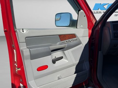 Used 2008 Dodge Ram 2500 Truck ST image 19