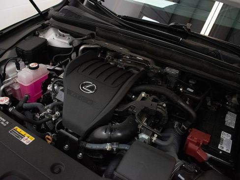 Used 2024 Lexus RX 350 Premium w/ Kick Sensor & Tow Package AWD/4WD image 10
